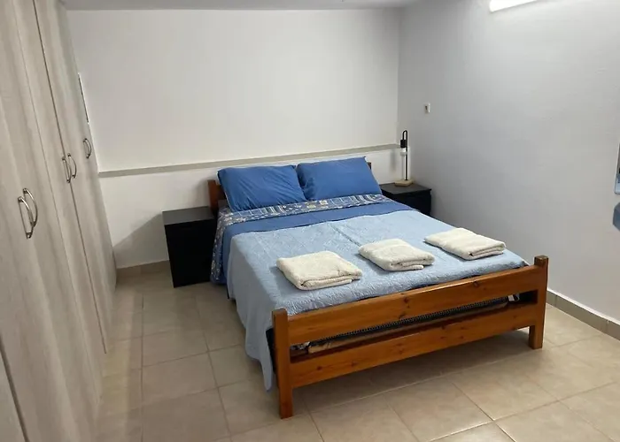 Διαμέρισμα Gorgeous White Marsis In Paros Isterni (Paros)