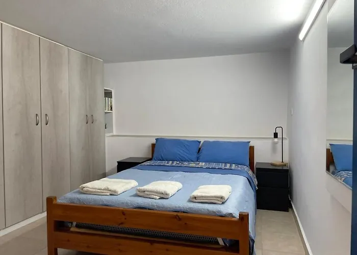 Gorgeous White Marsis In Paros Isterni (Paros)